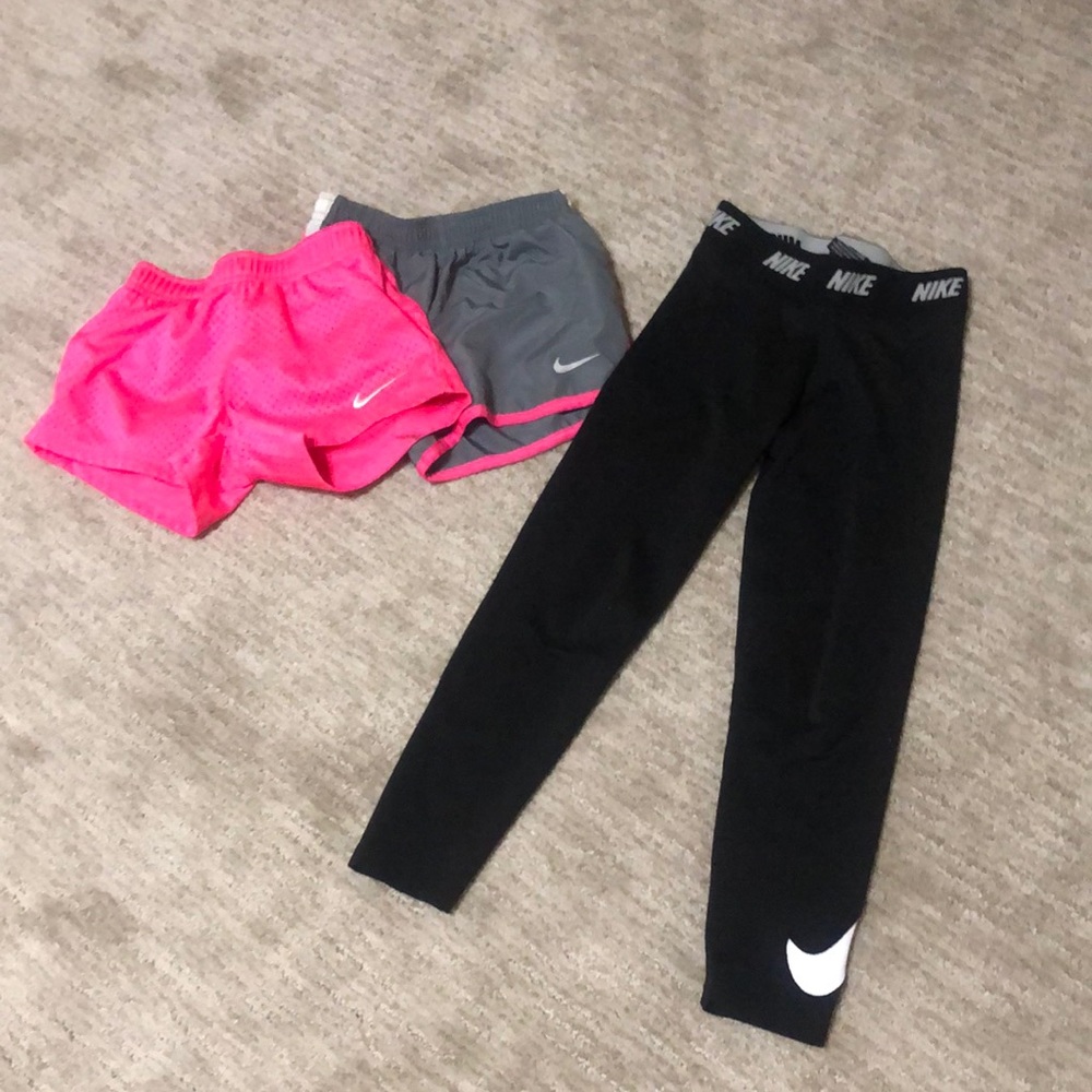 Nike lot girls size 6